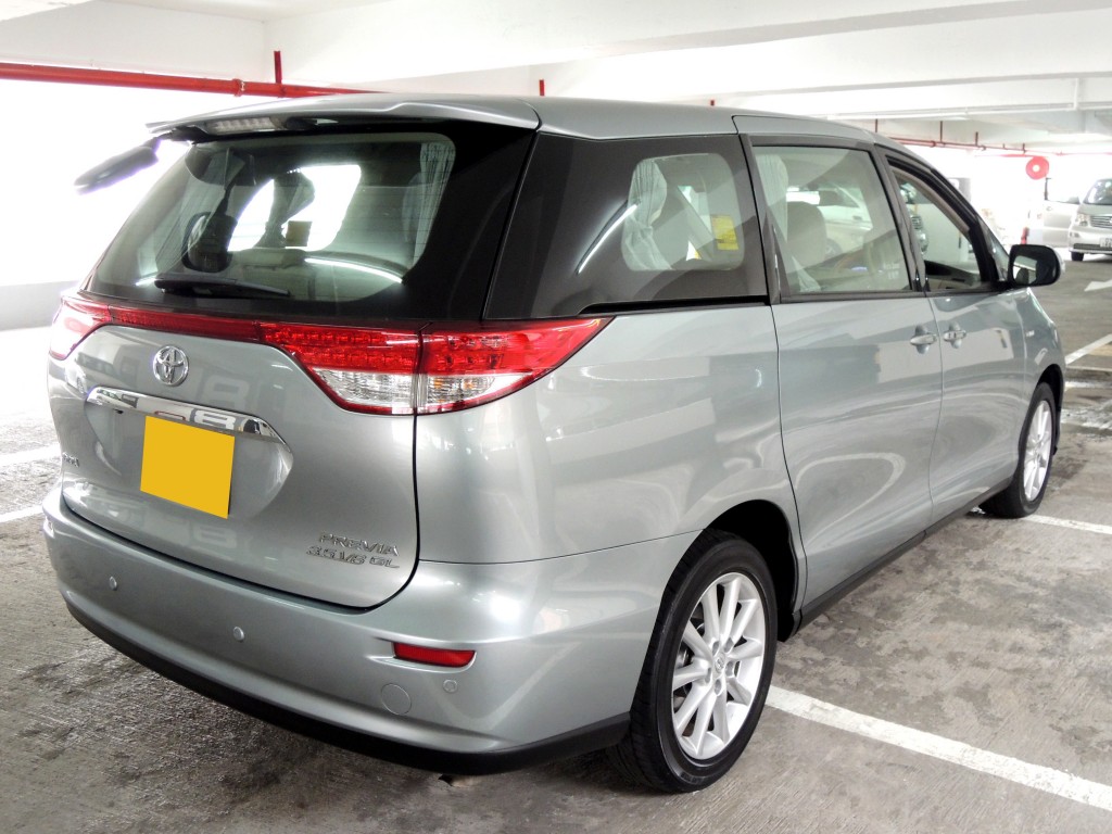 右軚汽车商会(香港)有限公司 - 丰田 previa 3.