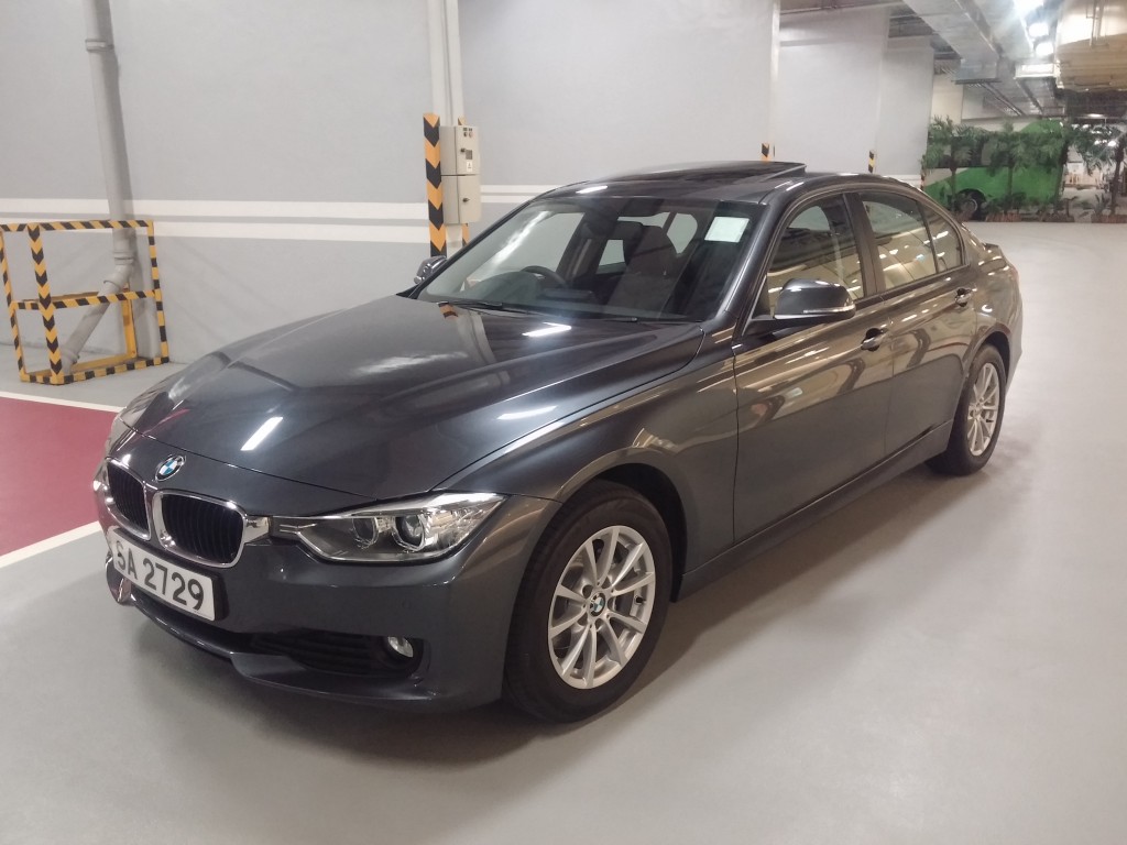 右軚汽车商会(香港)有限公司 - 宝马 316ia